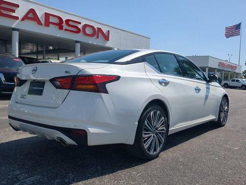 2024 Nissan Altima 2.5 SL