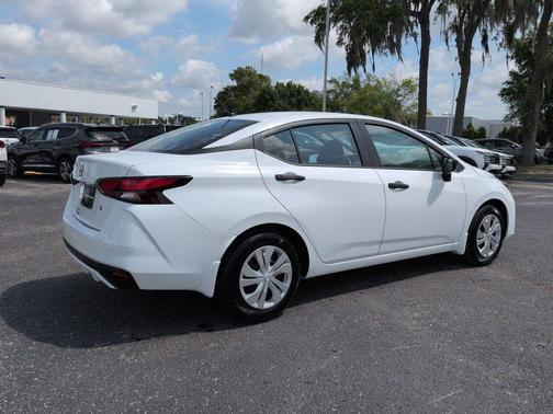 Fresh Powder 2025 Nissan Versa 1.6 S
