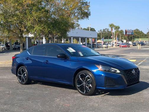 2024 Nissan Altima SR Intelligent AWD