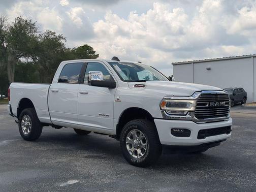 2024 RAM 2500 Laramie Crew Cab 4x4 6'4' Box