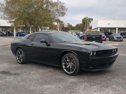 2023 Dodge Challenger SXT
