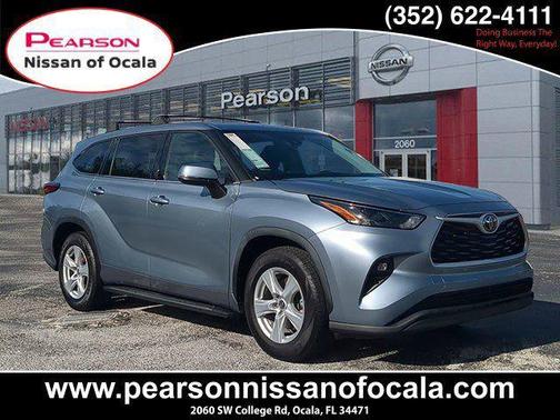 2022 Toyota Highlander LE