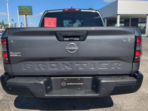 2022 Nissan Frontier S