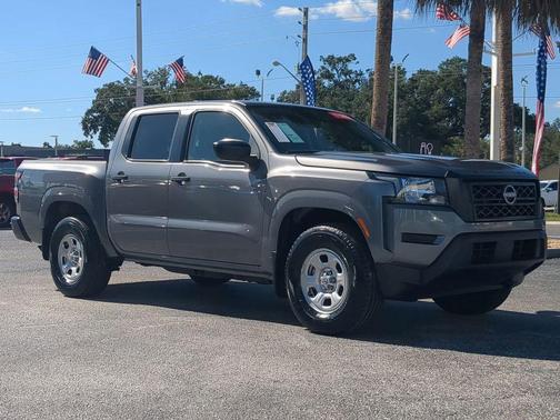 2022 Nissan Frontier S