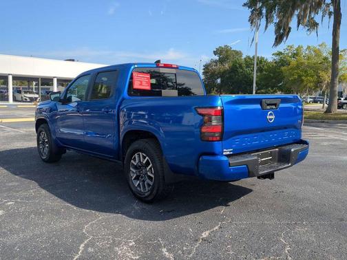 2024 Nissan Frontier SL