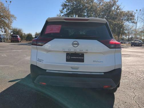 2022 Nissan Rogue SV