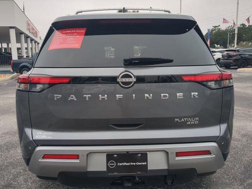 2024 Nissan Pathfinder Platinum 4WD