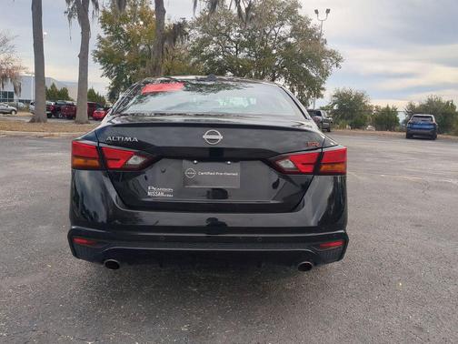 2025 Nissan Altima SR FWD