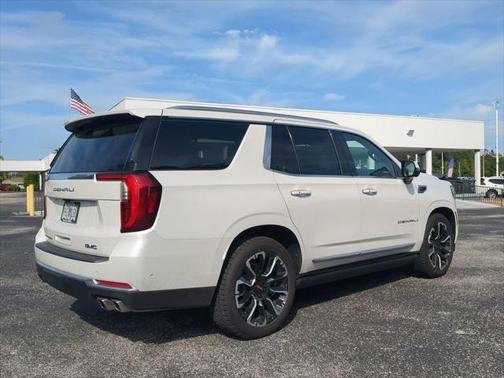 2025 GMC Yukon Denali