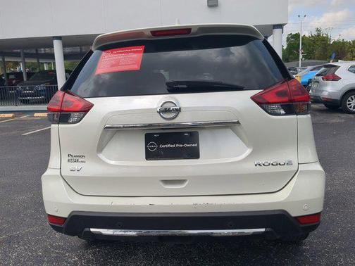 2020 Nissan Rogue SV