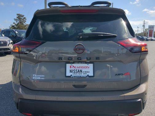 2025 Nissan Rogue Rock Creek