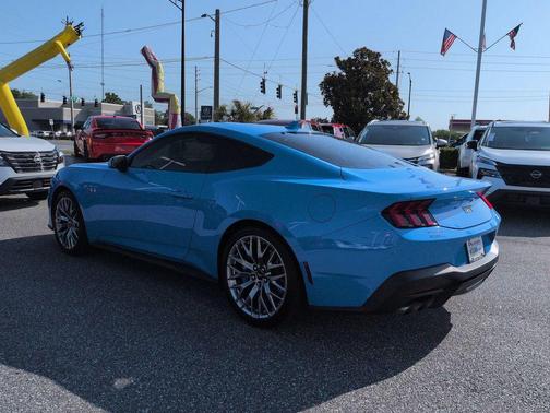 Grabber Blue Metallic 2024 Ford Mustang GT Premium
