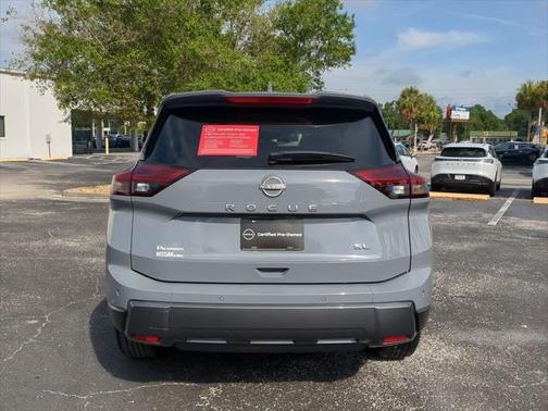 2025 Nissan Rogue SL