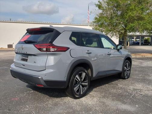 2025 Nissan Rogue SL