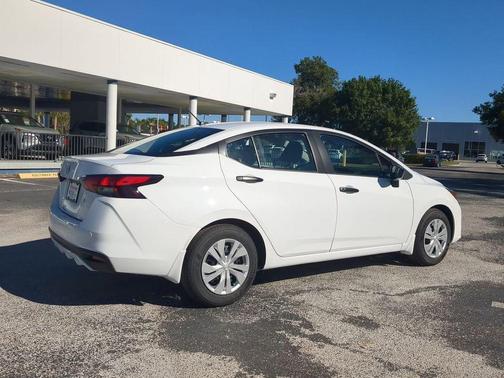 2025 Nissan Versa 1.6 S