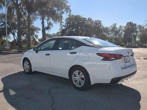 2025 Nissan Versa 1.6 S