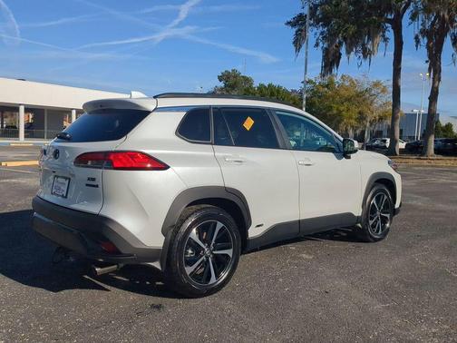 2024 Toyota Corolla Hybrid SE