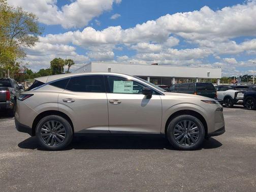 Champagne Silver Metallic 2026 Nissan Murano SL