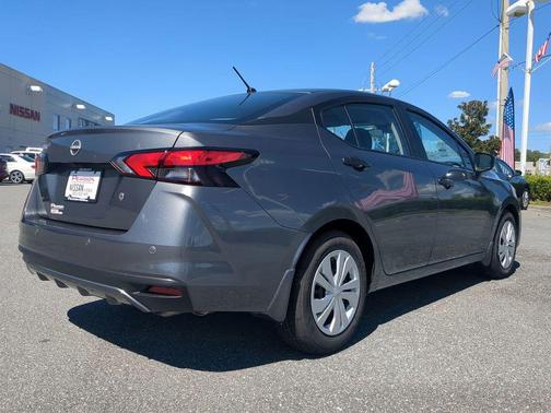 2025 Nissan Versa 1.6 S