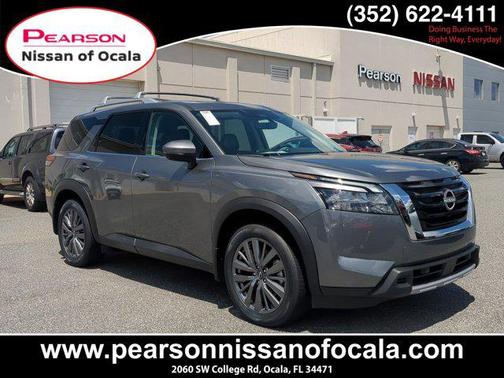 2025 Nissan Pathfinder SL 4WD