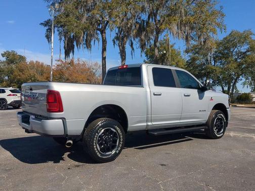 2026 RAM 2500 Laramie Crew Cab 4x4 6'4' Box