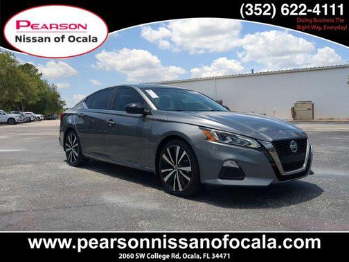 2022 Nissan Altima SR FWD