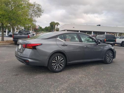 Gun Metallic 2026 Nissan Altima 2.5 SV