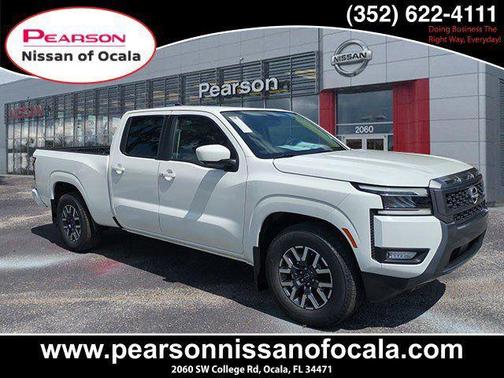 2025 Nissan Frontier SL