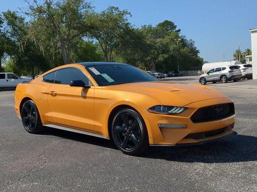 2022 Ford Mustang EcoBoost