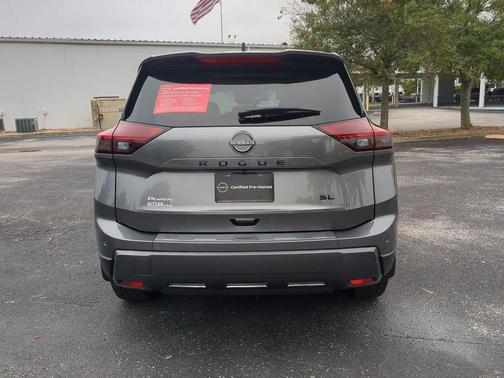 2025 Nissan Rogue SL
