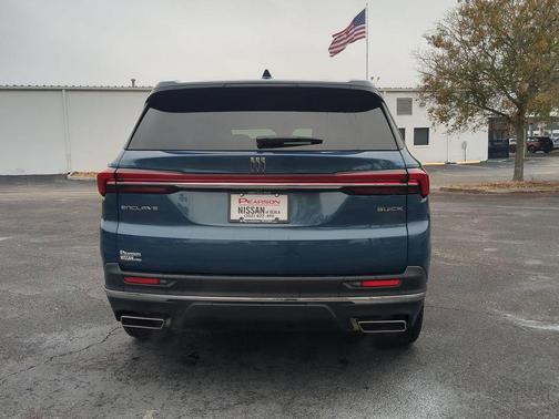 2025 Buick Enclave Preferred FWD