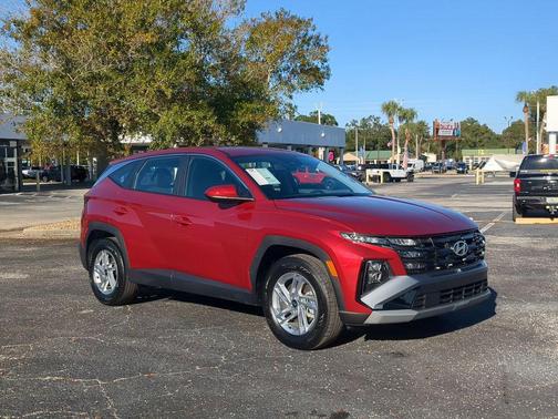 2025 Hyundai TUCSON SE