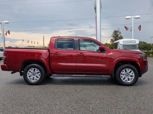 2023 Nissan Frontier SV