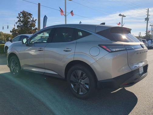 2026 Nissan Murano SL
