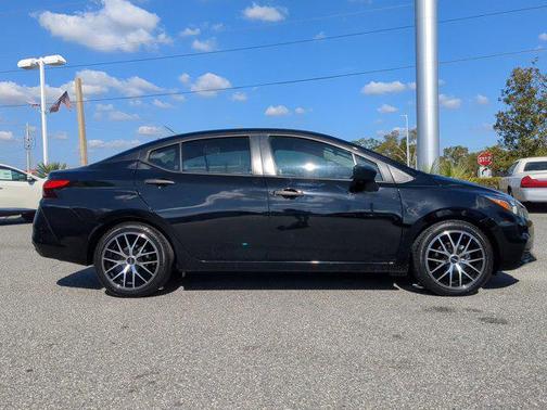 2020 Nissan Versa 1.6 S