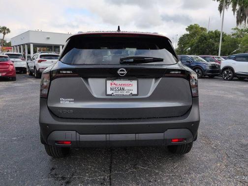 Gun Metallic 2026 Nissan Kicks SV