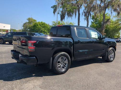 Super Black 2026 Nissan Frontier SV