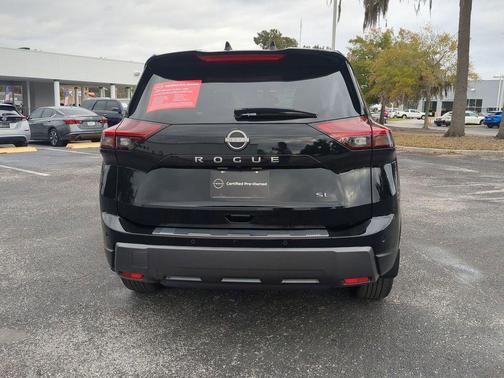 2025 Nissan Rogue SL