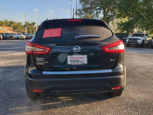 Magnetic Black Pearl 2020 Nissan Rogue Sport SV
