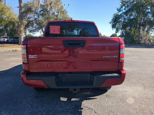 2022 Nissan Frontier PRO-4X
