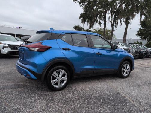 Electric Blue Metallic 2024 Nissan Kicks S