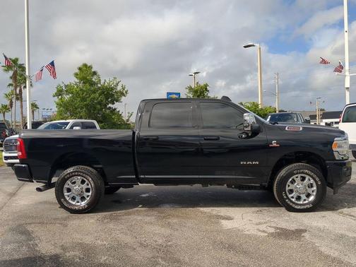 2024 RAM 2500 Laramie Crew Cab 4x4 6'4' Box