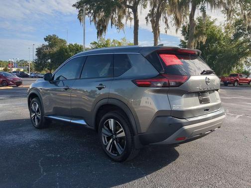 2021 Nissan Rogue SL