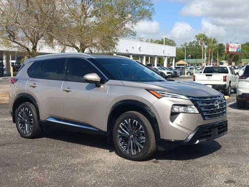 2024 Nissan Rogue Platinum