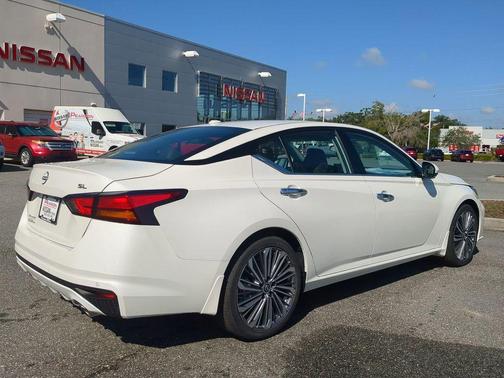 2025 Nissan Altima 2.5 SL