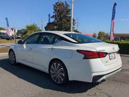 2025 Nissan Altima 2.5 SL