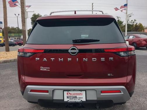 2025 Nissan Pathfinder SL FWD