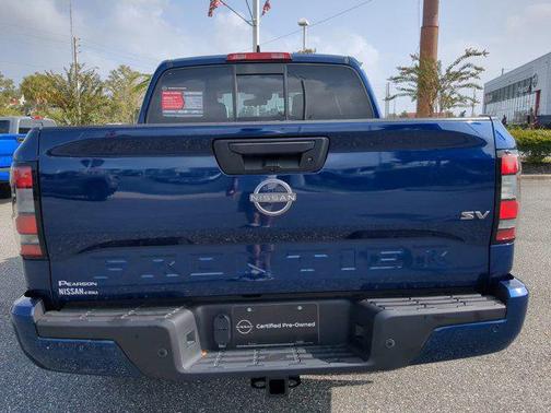 Deep Blue Pearl 2022 Nissan Frontier SV