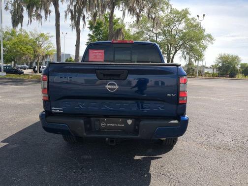 2022 Nissan Frontier SV