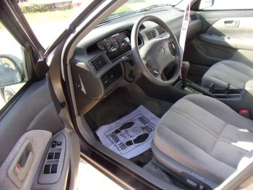 2000 Toyota Camry LE